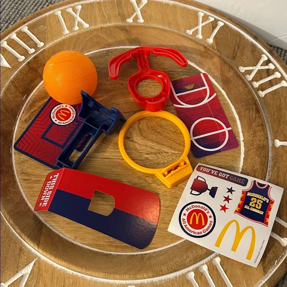 🟣 4/$15 McDonald's happy meal Mini Basketball Set NEW